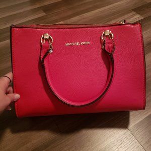 Red Michael Kors vag